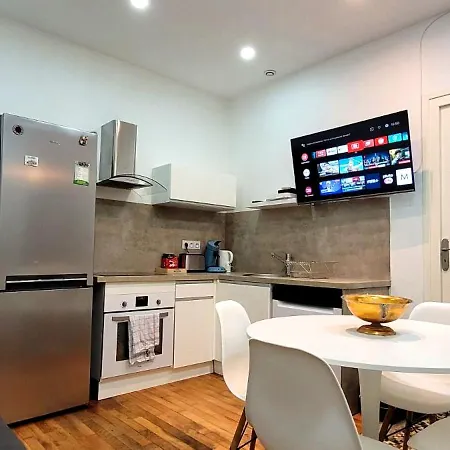Le Foch - 3 Chambres-proche Centre Apartment